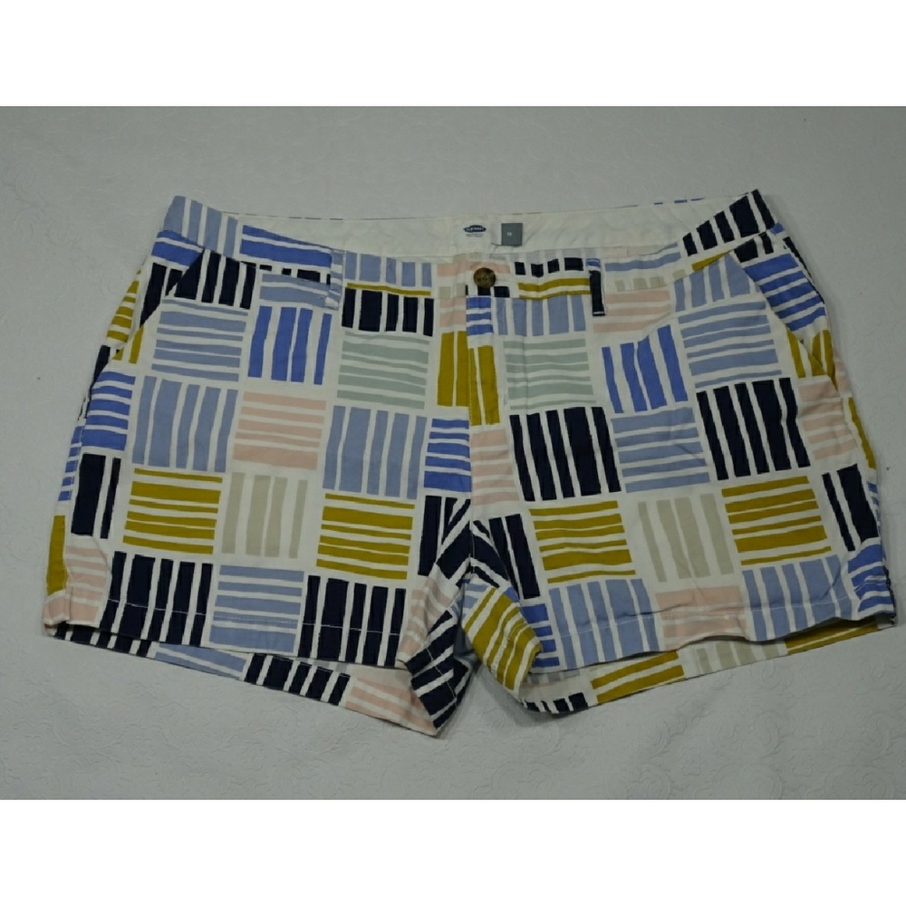 Old Navy multicolor shorts plus size 16